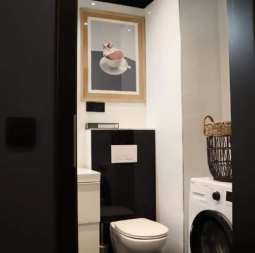 Zlota Kobieta Warsaw