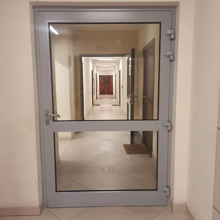 Zlota Kobieta Apartman Varsó